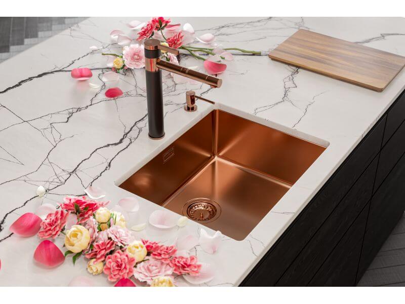 Copper kitchen sink! 